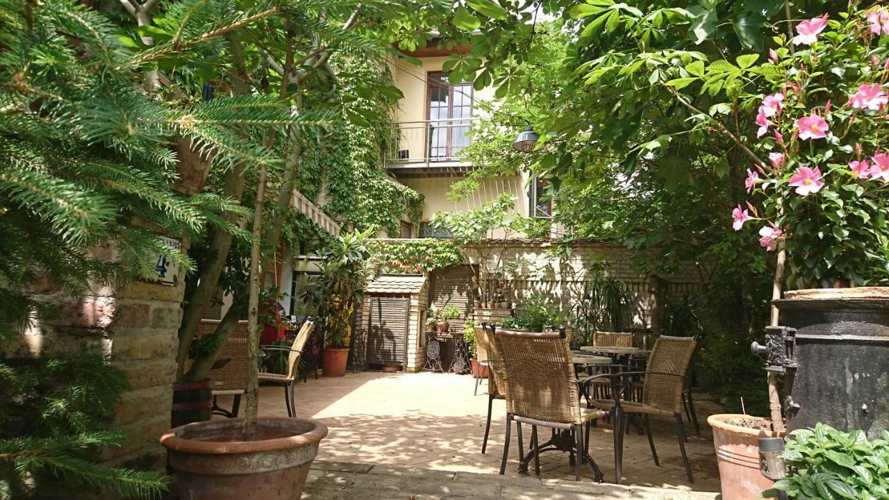Central Vendeghaz Baja Exterior photo